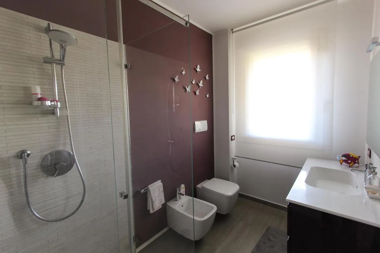 La Casa Di Cele Apartment Desenzano del Garda Italy